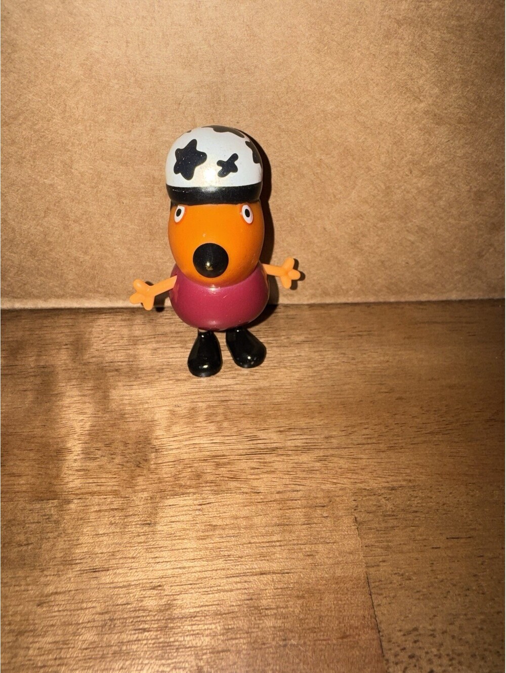 Peppa Pig Friends and Fun 3" Figure Freddy Fox's Freddie Bike Helmet Toy